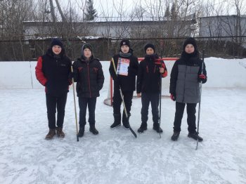 "Хоккей в валенках"